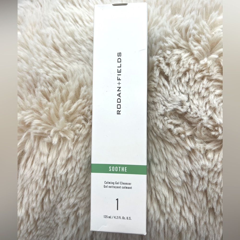 Rodan + Fields Soothe 1 - Calming Gel Cleanser
